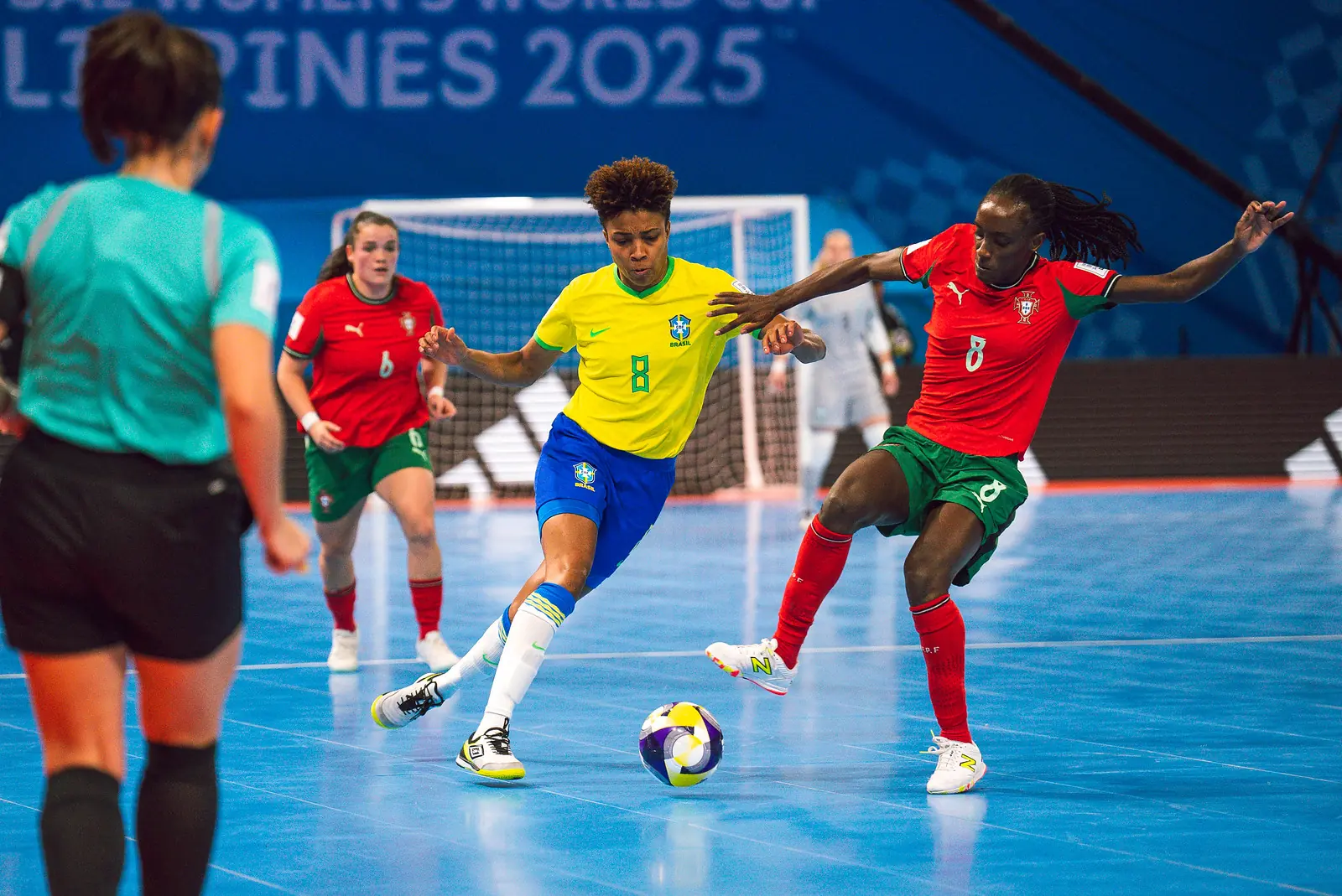Confira fotos da partida entre Brasil e Portugal pela final da Copa do Mundo de futsal feminino