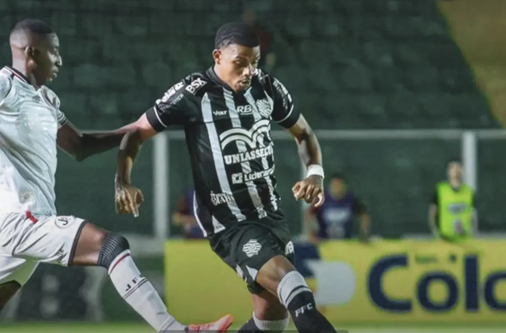Figueirense vence Joinville e dorme na ponta do quadrangular de rebaixamento do Catarinense Figueirense vence Joinville e dorme na ponta do quadrangular de rebaixamento do Catarinense