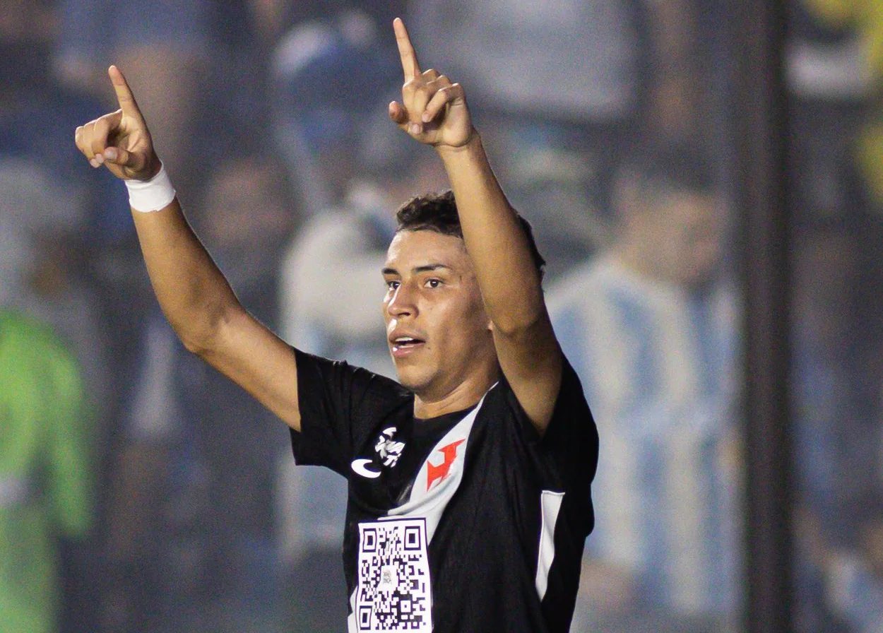 Com um a menos, Vasco empata contra o Paysandu e vai às oitavas