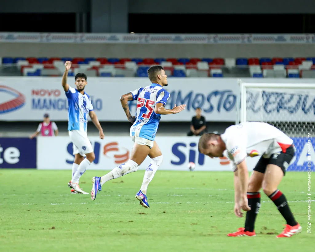 Veja as fotos do confronto entre Paysandu e Anápolis pela final da Copa Verde Veja as fotos do confronto entre Paysandu e Anápolis pela final da Copa Verde