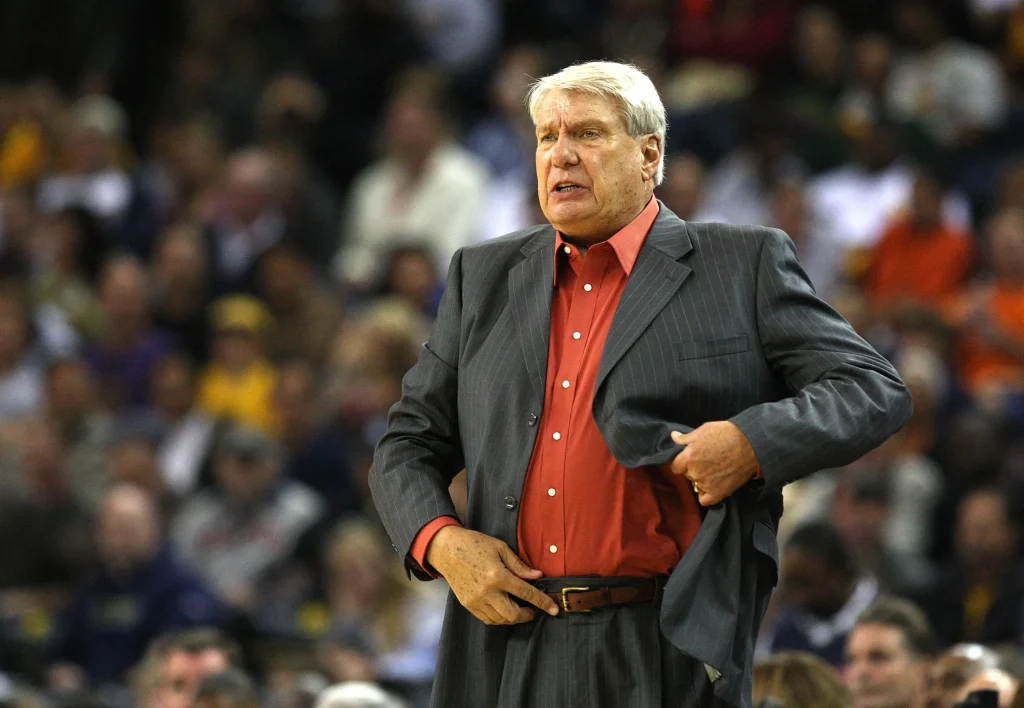 Don Nelson, lenda da NBA como jogador e treinador, morre aos 86 anos Don Nelson, lenda da NBA como jogador e treinador, morre aos 86 anos