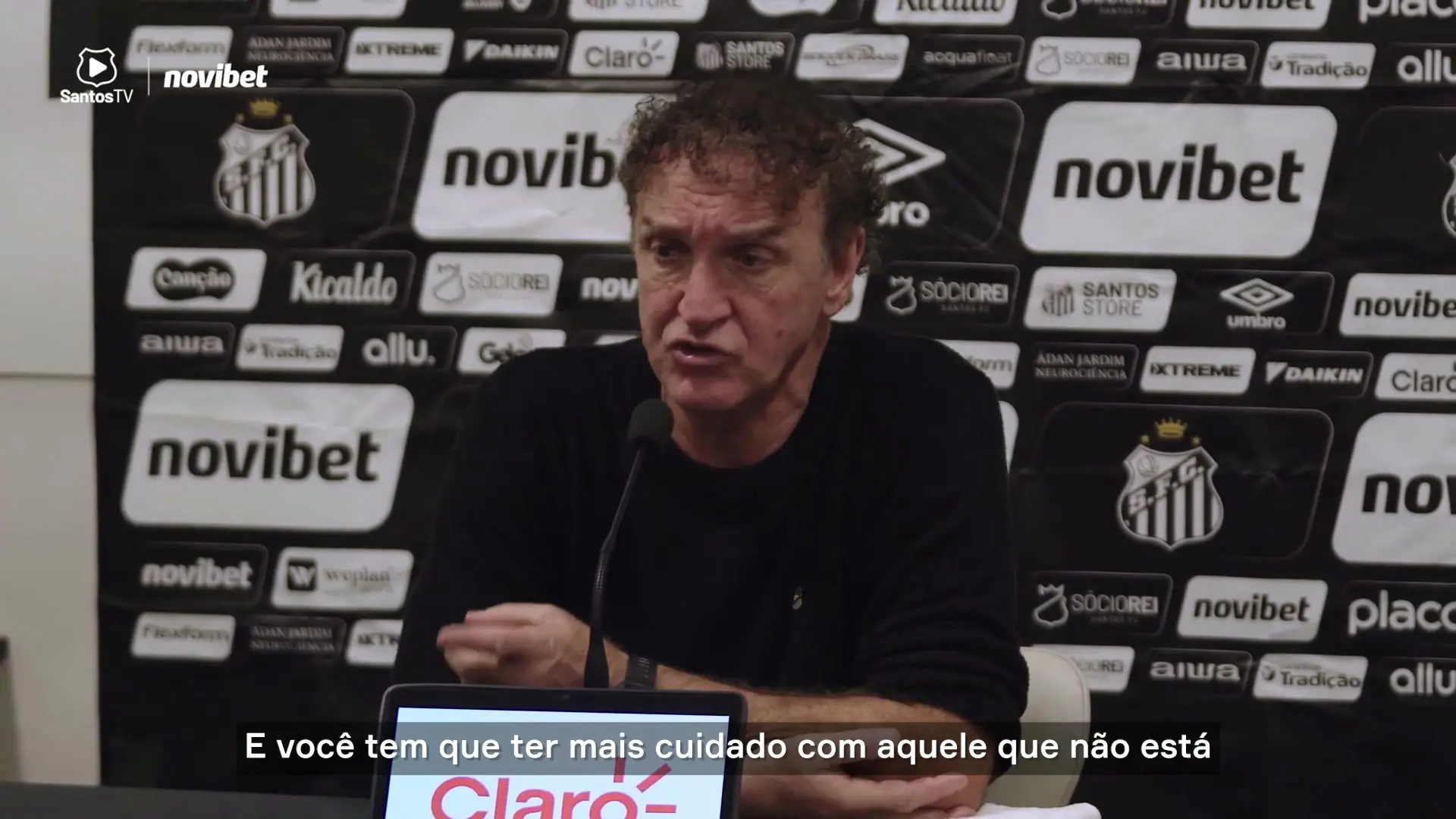 Cuca destaca poder de reação do Santos e alimenta esperança para outro clássico Cuca destaca poder de reação do Santos e alimenta esperança para outro clássico