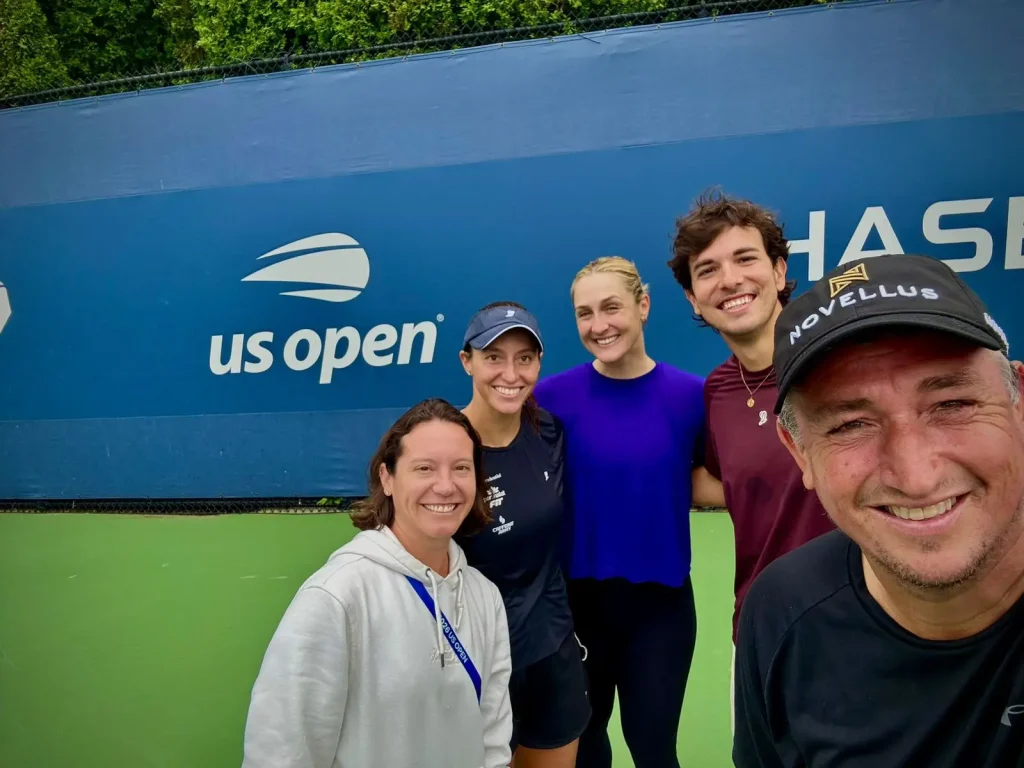 Luisa Stefani e Gabriela Dabrowski estreiam com vitória no US Open Luisa Stefani e Gabriela Dabrowski estreiam com vitória no US Open