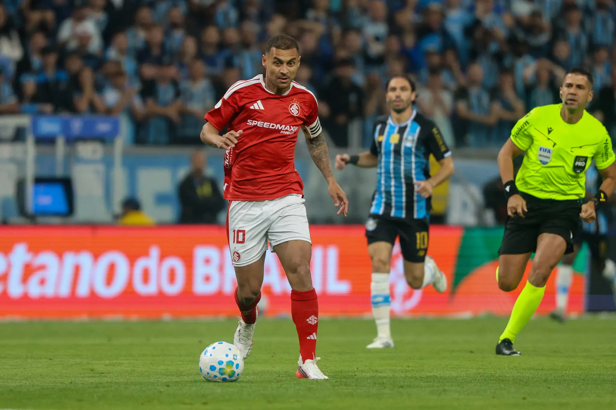 Grêmio e Inter têm mudanças no ataque para decisão pelas quartas da Copa do Brasil