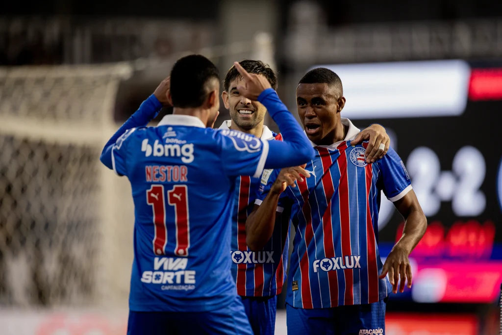 Erick celebra virada do Bahia e coloca G4 como objetivo no Brasileirão