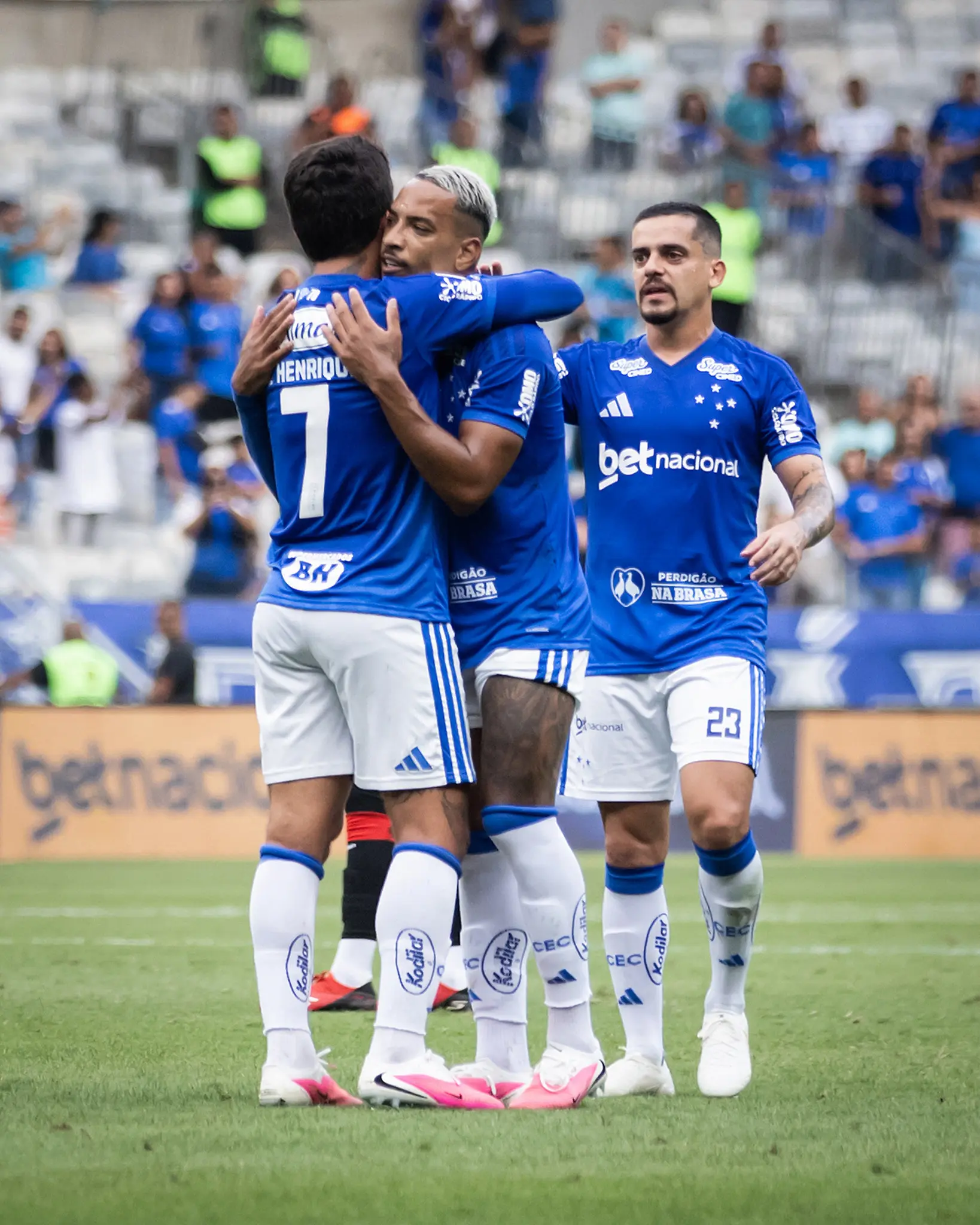 Melhores momentos: Cruzeiro 3 x 1 Athletico-PR pelo Brasileirão Melhores momentos: Cruzeiro 3 x 1 Athletico-PR pelo Brasileirão