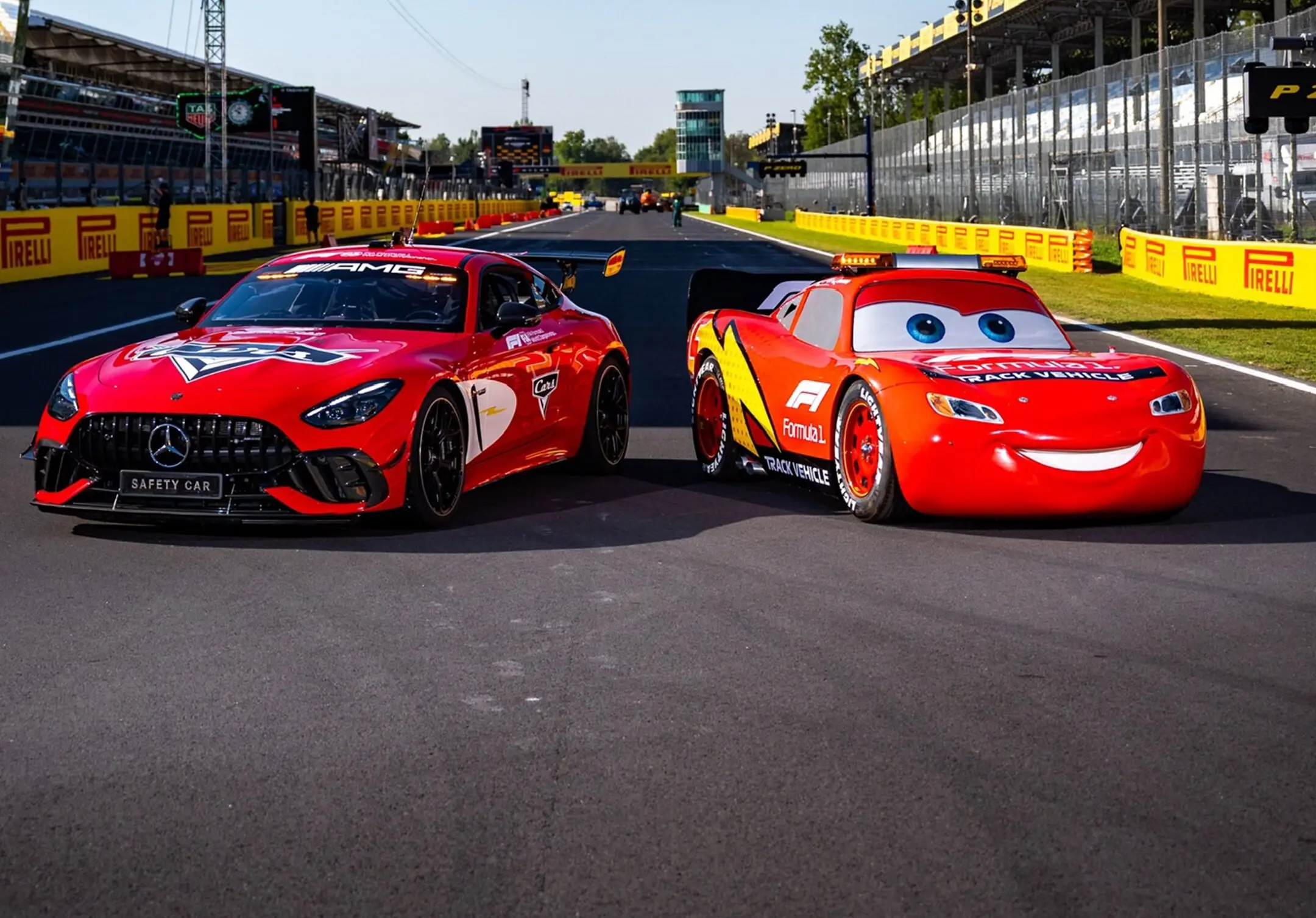 Relâmpago McQueen marca presença no GP da Itália de F1 Relâmpago McQueen marca presença no GP da Itália de F1