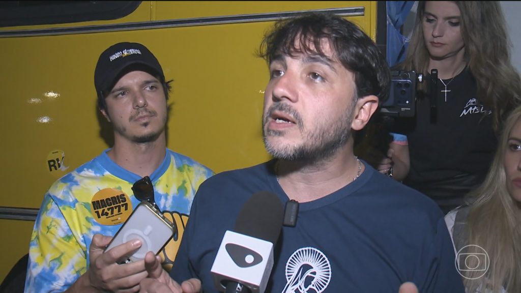 Renan Santos, candidato do Missão à Presidência, faz campanha em Vitória (ES) Renan Santos, candidato do Missão à Presidência, faz campanha em Vitória (ES)