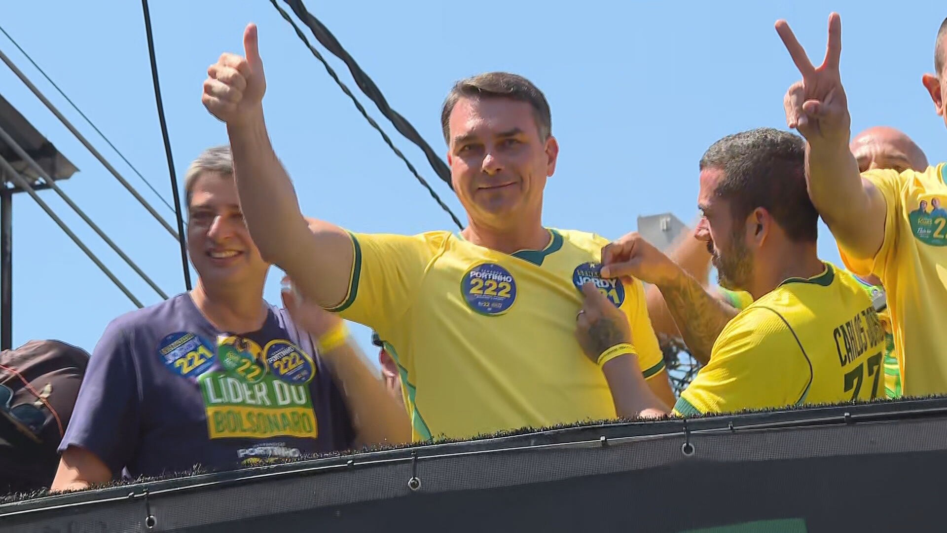 Flávio e Tarcísio escolhem interior de SP para último ato de campanha