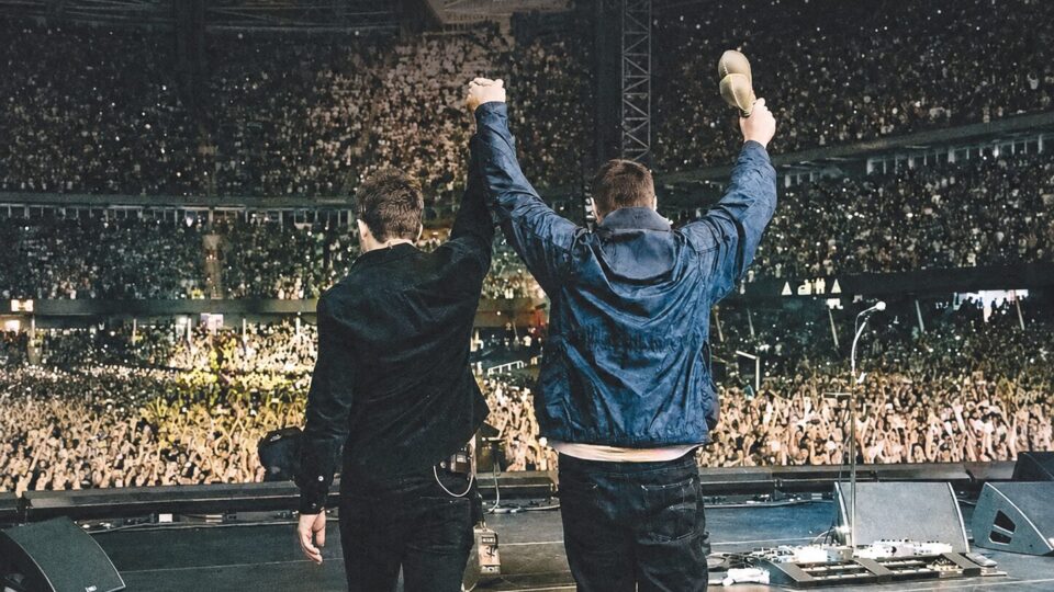 Filme do Oasis revela como Liam e Noel Gallagher reconstruíram a relação