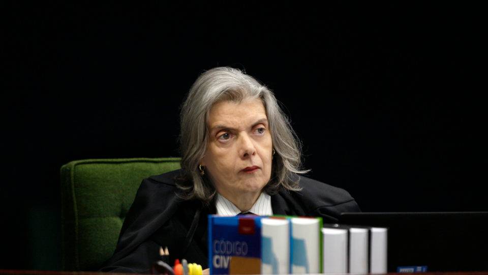 Cinco pedidos de desculpas que Cármen Lúcia ainda deve ao povo brasileiro Cinco pedidos de desculpas que Cármen Lúcia ainda deve ao povo brasileiro