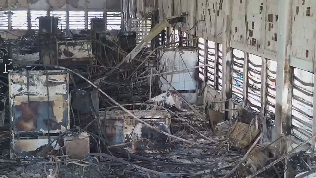 Polícia Federal começa perícia com drone e robô em prédio destruído por incêndio na UFPE; veja imagens Polícia Federal começa perícia com drone e robô em prédio destruído por incêndio na UFPE; veja imagens