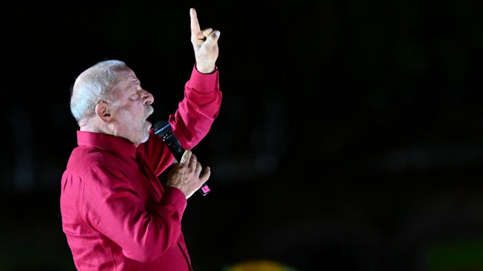Campanha de Lula pede para TSE apurar suspensão de embaixada dos EUA na eleição